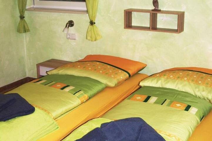 Ferienhaus für 8 Personen, mit Terrasse und Sauna in Berlin - 2