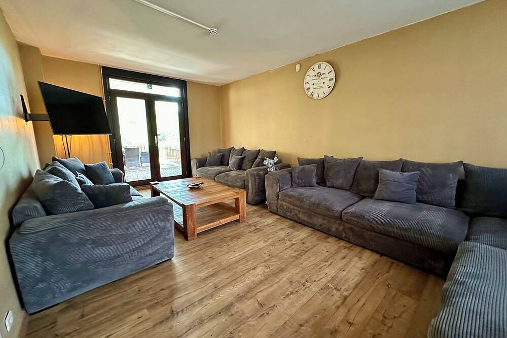 Gite at Lac de Warfa with a pool and a spa in SPA, Liegi e dintorni