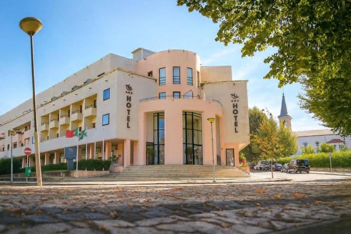 Hôtel pour 2 personnes, avec Balcon ainsi que Terrasse et Vue à Caldelas