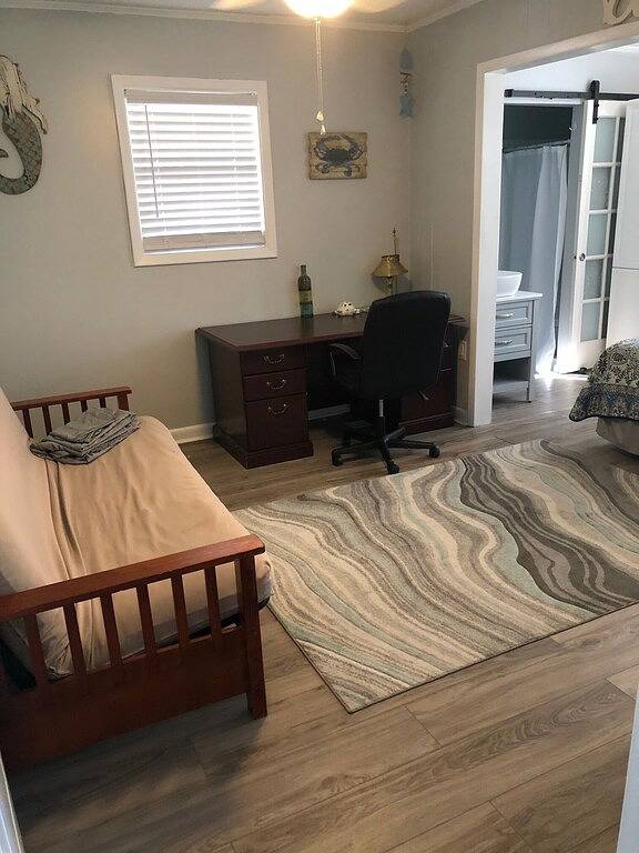 Second Chances: Short distance to the surf! in Yaupon Beach, Oak Island (NC)