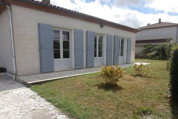 Gîte pour 4 personnes, avec jacuzzi ainsi que jardin et terrasse à Villeréal
