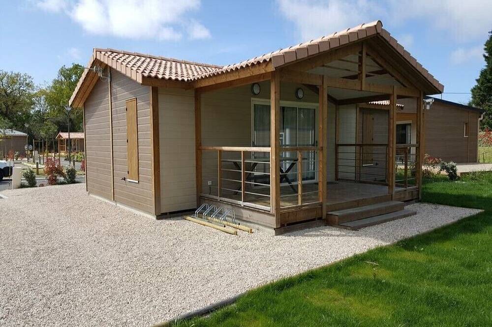 2-Zimmer-Ferienhaus in Domain mit beheiztem Innenpool in Messanges, Côte d’Argent