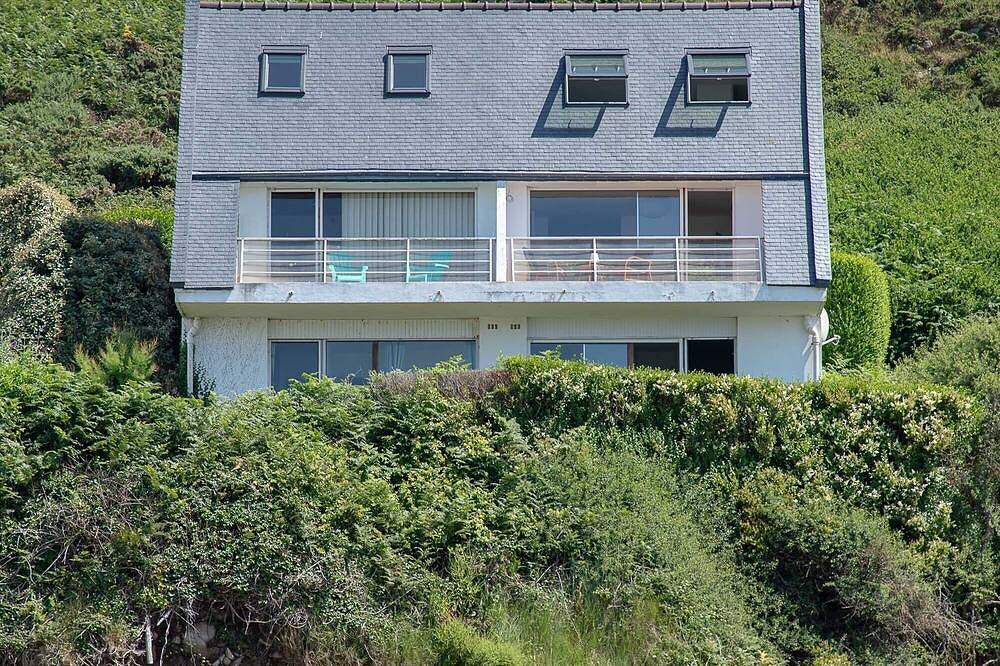Trélévern: Casa con excepcionales vistas al mar. in Costa de granito rosa