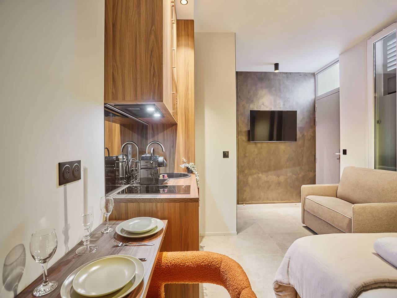 Apartamento entero, Suite Premium frente al castillo de Vincennes in Vincennes, Valle del Marne
