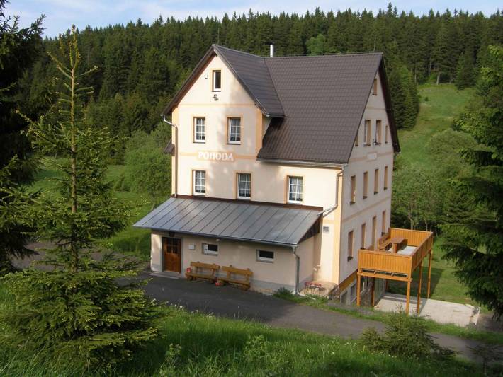 Ferienhaus für 23 Personen, mit Garten in Westböhmen