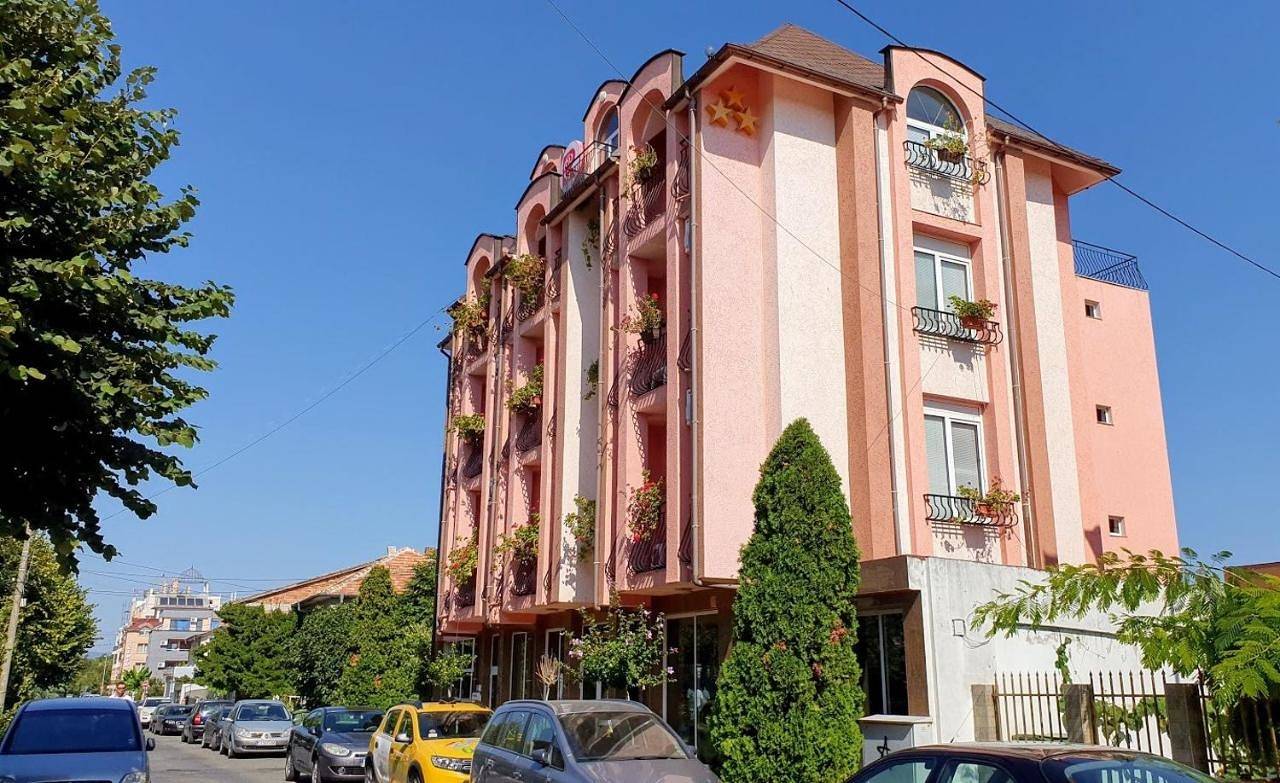 Art Villa Rozalia in Ravda, Nessebar