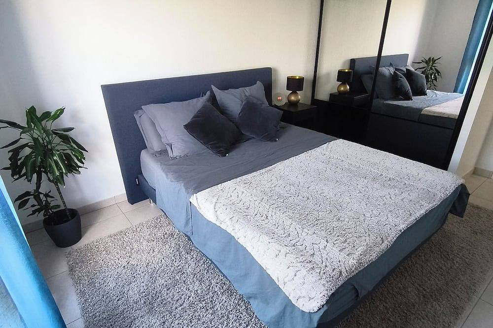 Entire apartment, Luxury, modern, and cozy apartment just 5 minutes from the golf course in Baillargues, Mediterranean Coast (France)