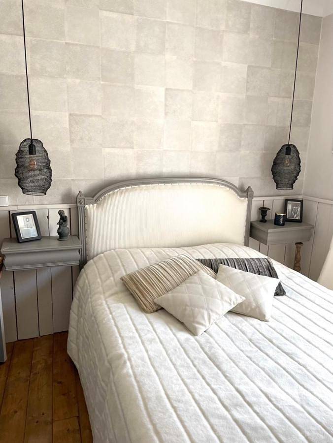 Appartement de vacances entier, Chambre et salle de d'eau avec accès privé au calme proche de La Rochelle in Puilboreau, Région de La Rochelle