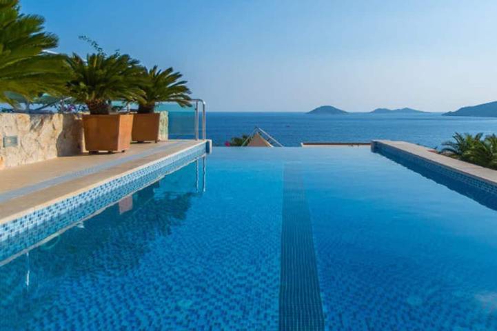 Ferienhaus für 8 Personen, mit Whirlpool und Garten in der Türkei