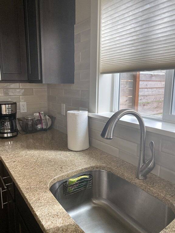 Neues Gästehaus im University Park Garden in Portland, Multnomah County