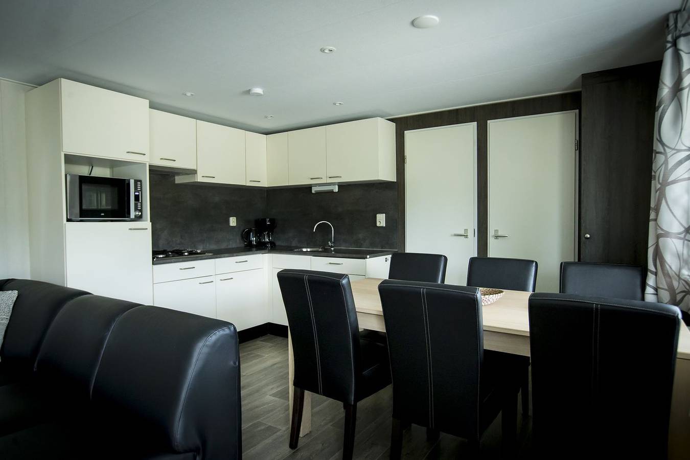 Recreatiepark Duinhoeve — Duin Lodge | 6 Personen in Nordbrabant