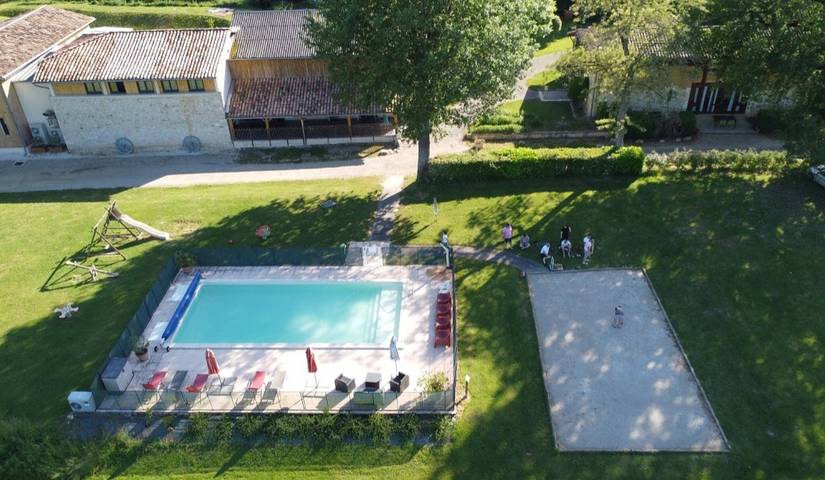 Gîte pour 49 personnes, avec piscine ainsi que balcon et jardin dans le Tarn-et-Garonne - 2