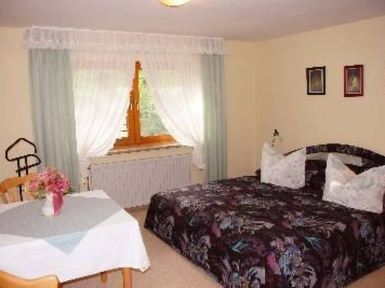 Ganze Wohnung, Komfortable Ferienwohnung in Ebensfeld in Ebensfeld, Oberes Maintal - Coburger Land