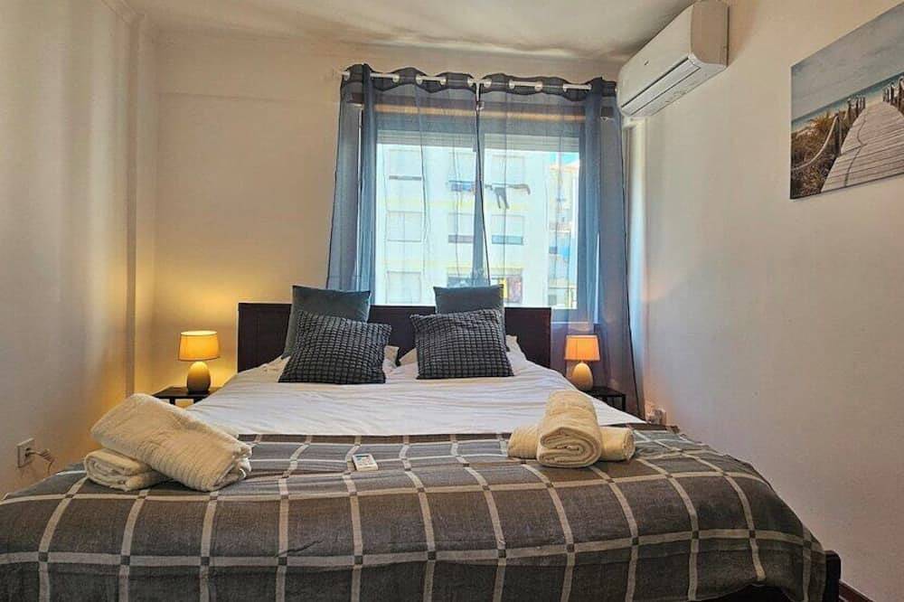 Apartamento entero, Modern 3 Bed Flat - Beaches, Expo & City Fun - Your Gateway to Lisbon in Montijo, Halbinsel von Setúbal
