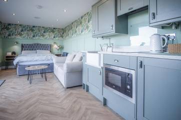 Chalet for 2 People in Swansea region, Wales, Photo 1