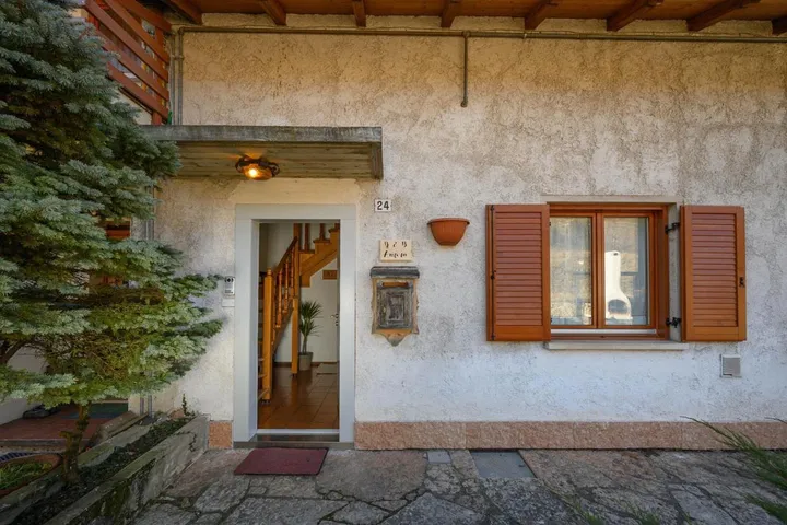 Bed and breakfast per 3 persone, con giardino - 1