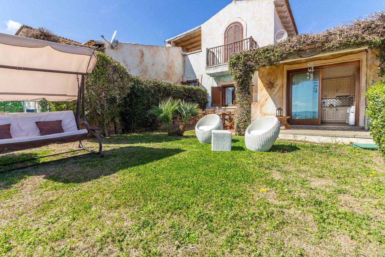 Appartement entier, Amazing Sea View Flat with Swimming Pool! in Moriscu, Pittulongu