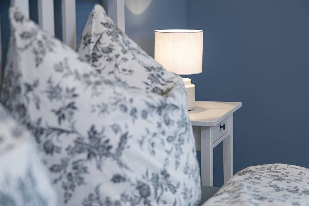 Apartamento inteiro, Moderne Wohnung im Grünen mit Privatem Garten in Donaueschingen, Central Black Forest