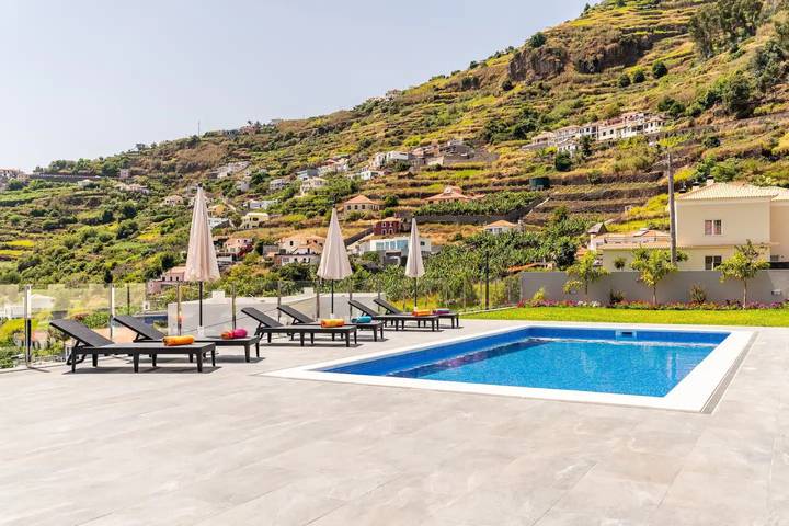 Ferienhaus für 8 Personen, mit Garten