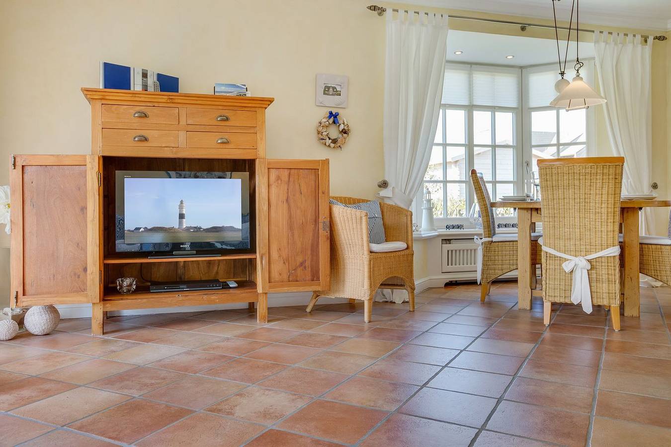 Ganze Wohnung, Zentral, aber dennoch sehr ruhig und strandnah gelegen in Wenningstedt, Sylt