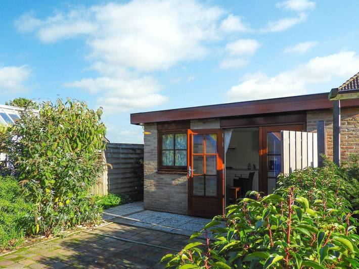 Ferienhaus für 2 Personen, mit Balkon/Terrasse und Terrasse in Zeeland