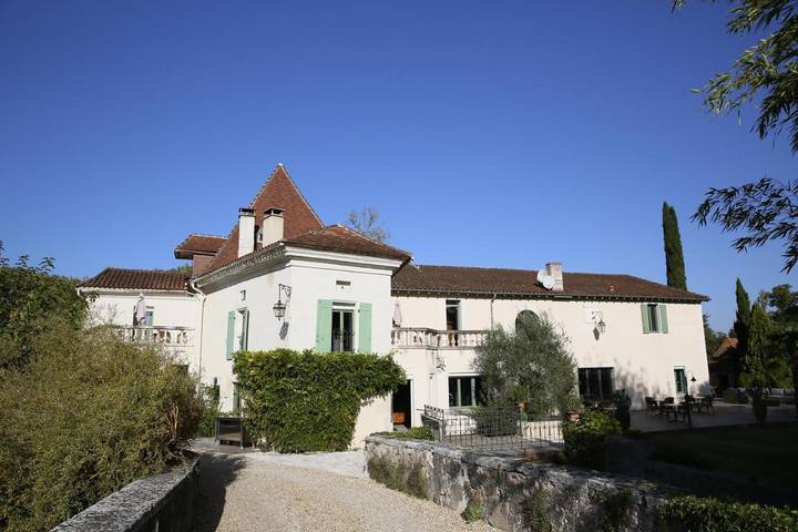 Maison d’hôte pour 2 personnes, avec Balcon et Terrasse ainsi que Jardin et Vue