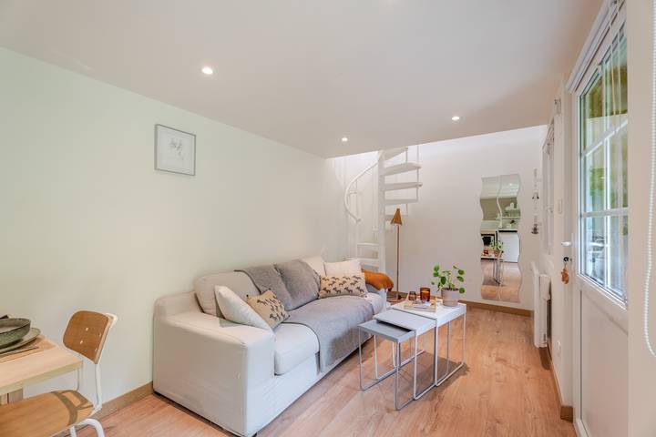Hel lejlighed, Modern Cozy Guesthouse for Two Near Strasbourg in Souffelweyersheim, Strasbourg Området