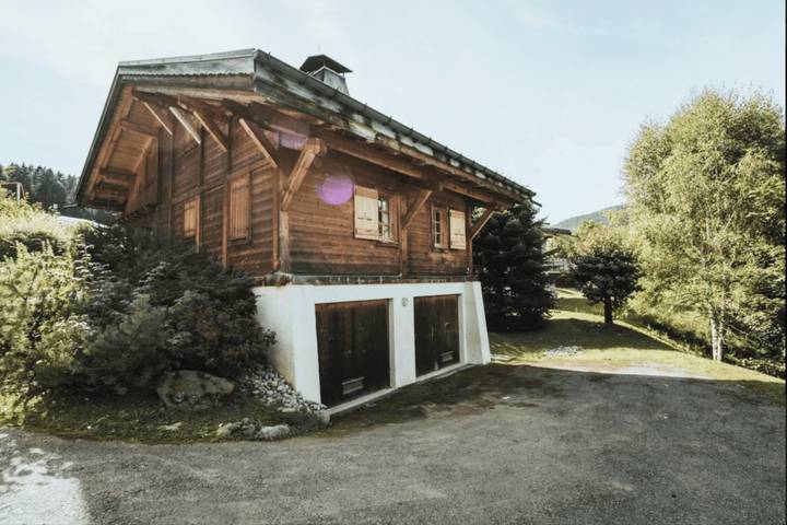 Chalet pour 8 personnes, avec Balcon et Jardin à Demi-Quartier