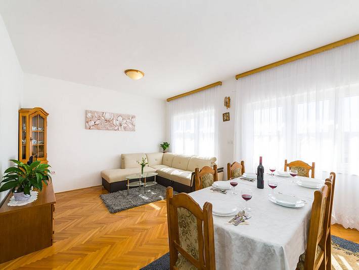 Villa für 12 Personen, mit Balkon und Garten sowie Pool in Vinjerac - 3