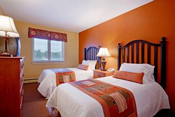 Vacation Rental for 10 Guests in West Windsor, Vermont, Picture 3