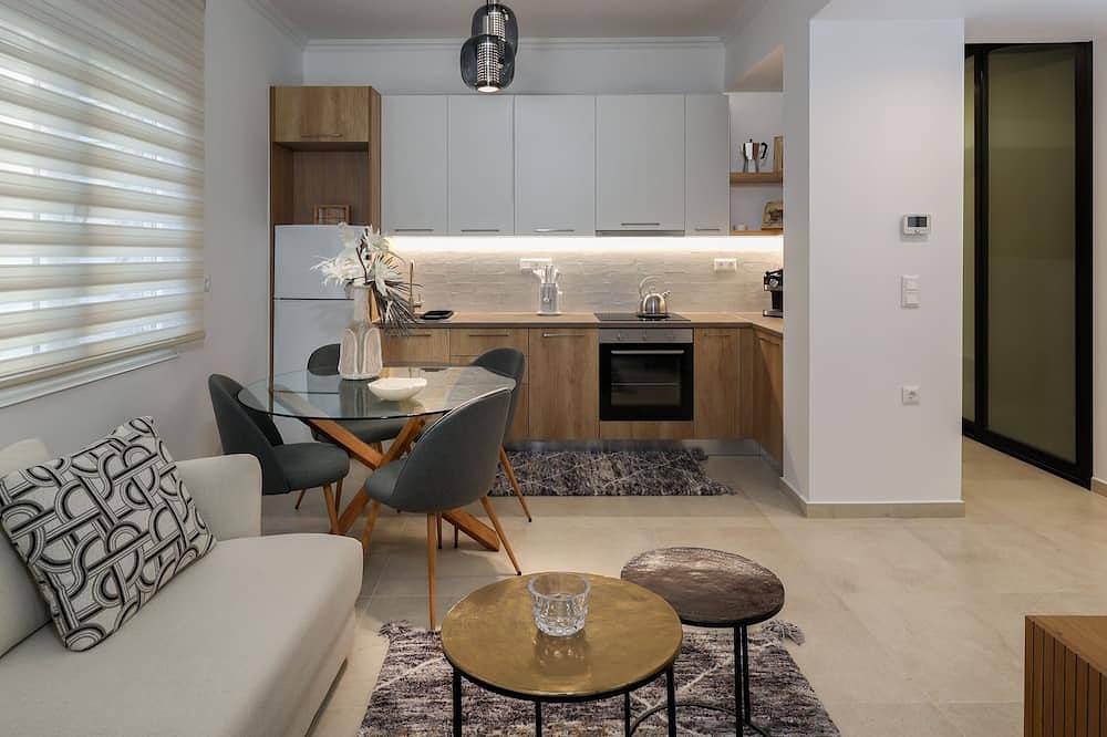 Entire apartment, Fili's Central Spot A in Volos, Magnisia