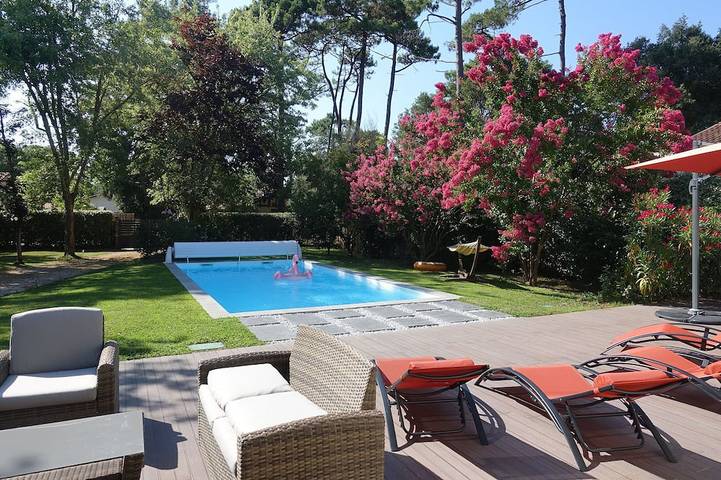 Villa pour 10 personnes, avec jardin - 1
