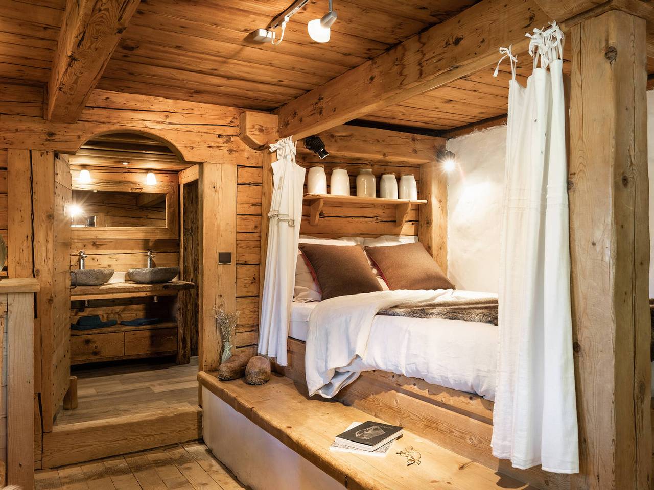 Casa 3*, granja renovada, 10 pax, cerca de pistas, garaje, mascotas permitidas in La Clusaz, Región de Annecy