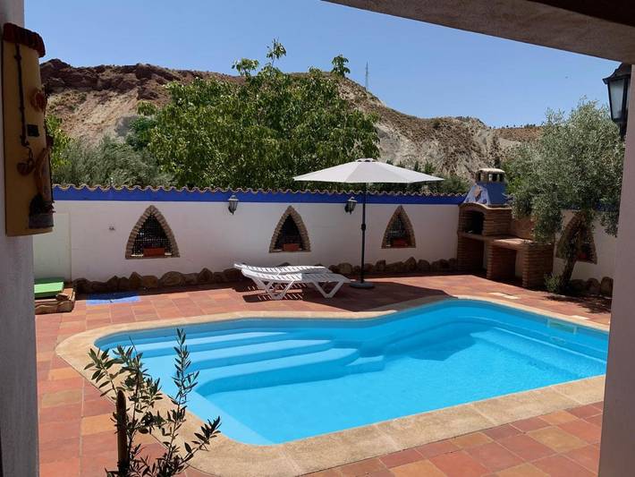 Casa rural para 6 personas, con piscina además de vistas y terraza, Se admiten mascotas en Hinojares - 2