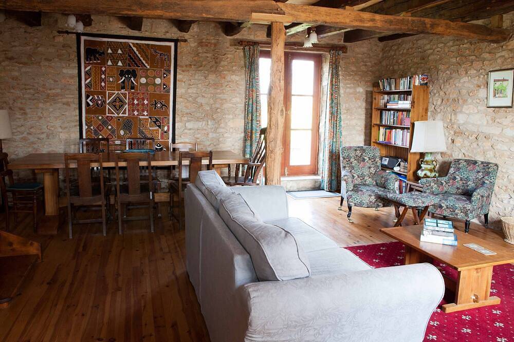 Charmante ferme indépendante avec piscine privée. in Lizant, Vienne (France)