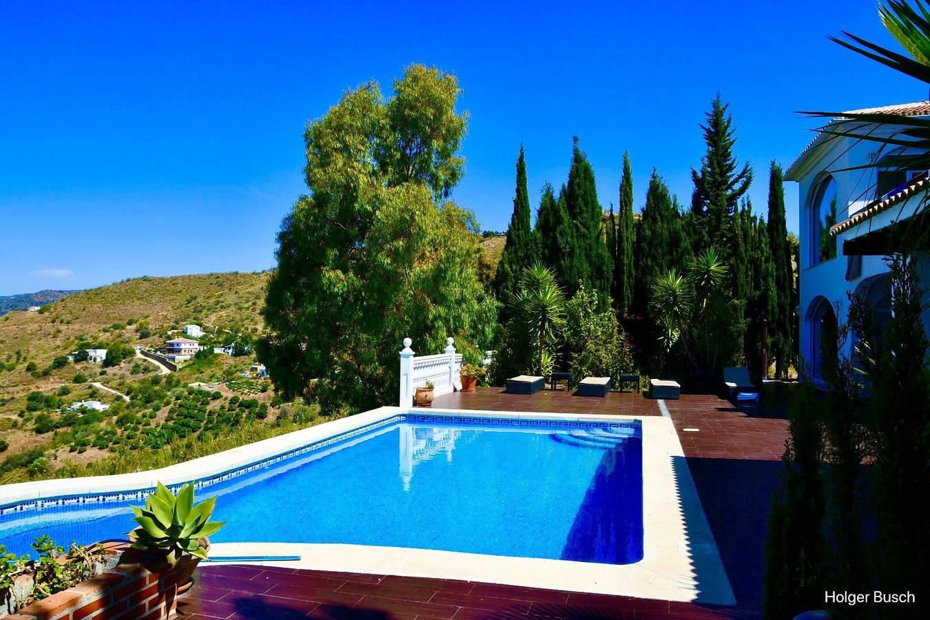 Villa 'Axarquia' con vistas al mar, piscina privada y aire acondicionado in Moclinejo, Costa del Sol