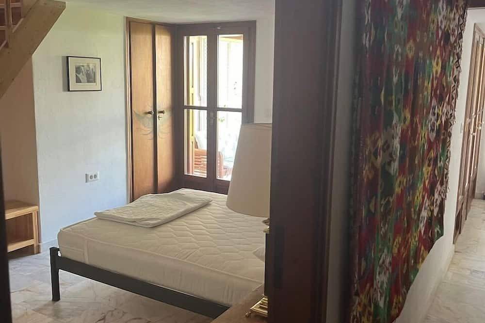 Ganze Wohnung, 2 Bedroom Apartment Magazia Skyros in Skyros