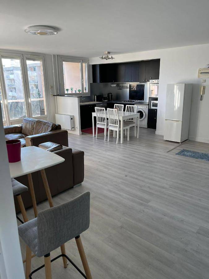 Appartement de vacances entier, Kp Home in Chilly-Mazarin, Essonne