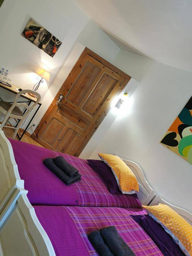 Gîte pour 2 personnes, avec vue ainsi que terrasse et jardin à Le Girouard