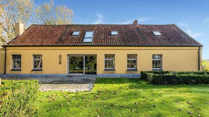 Gîte pour 8 personnes, avec jardin ainsi que vue sur le lac et terrasse, animaux acceptés à Zedelgem