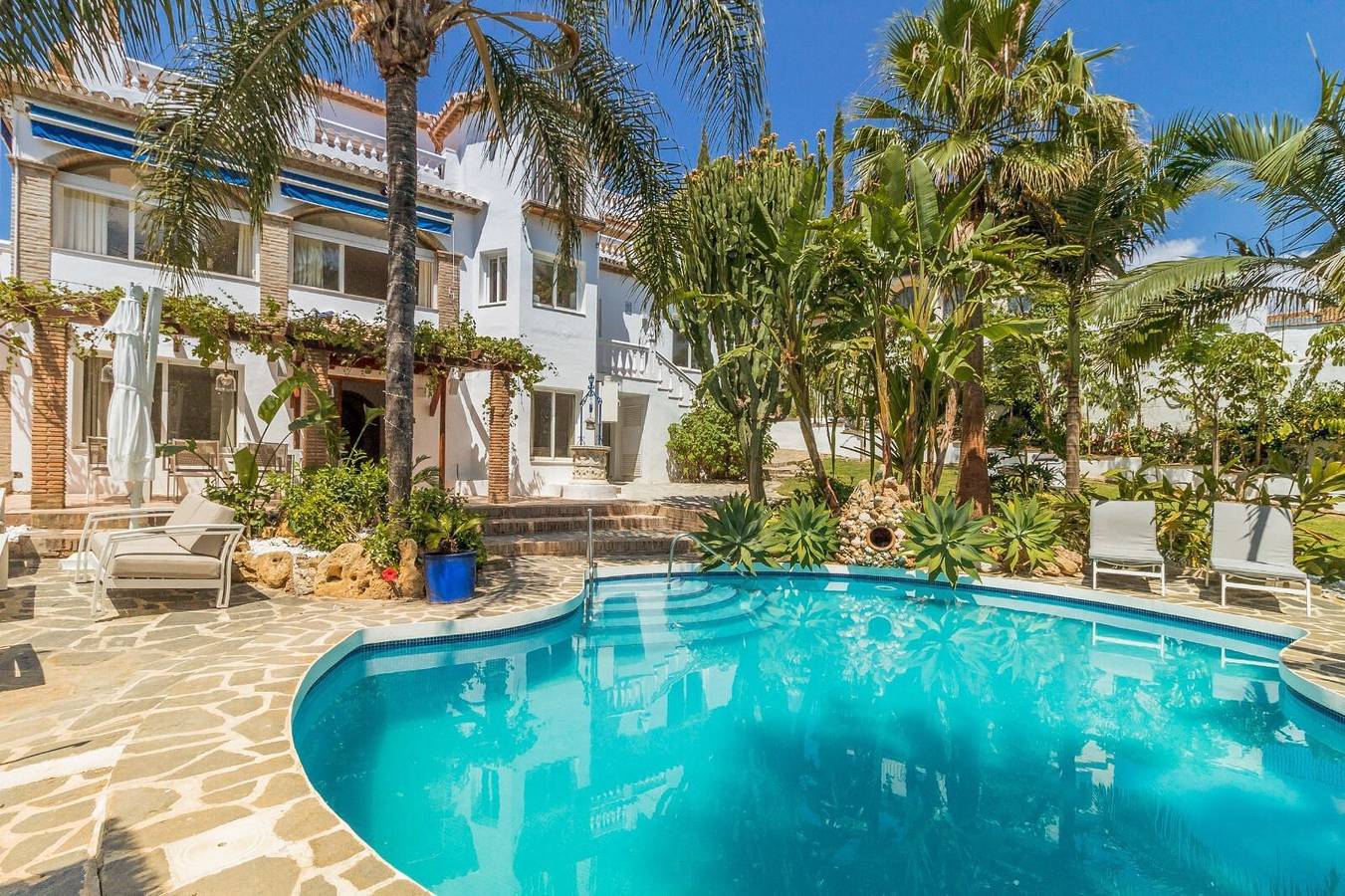 Villa "Gorgeous and Amazing Views" com vista para o mar, piscina privada e Wi-Fi in Estepona, Costa del Sol