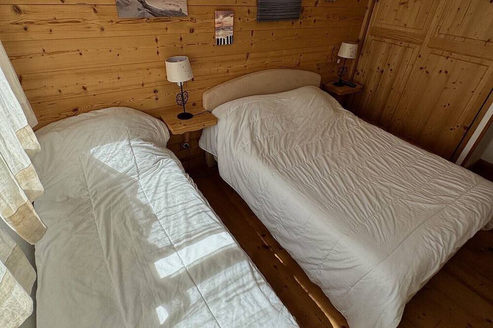 Chalet N°15 puy du rocher in Le Lioran, Laveissière