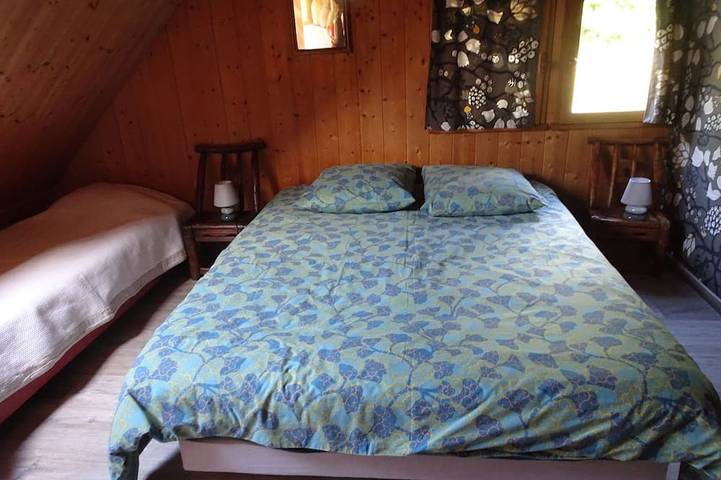 Location de vacances pour 8 personnes, avec jardin, animaux acceptés à Theys - 4