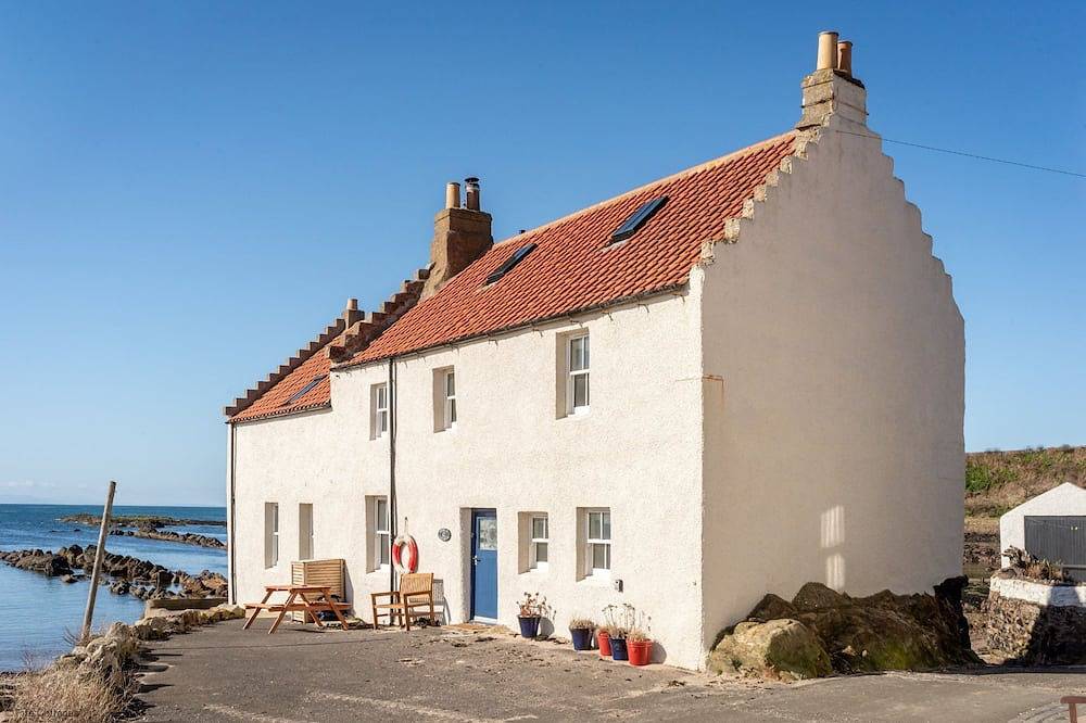 Iconic and luxurious 4 bedroomed house in Pittenweem, Fife region