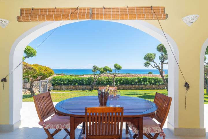 Casa vacanza per 4 persone, con Giardino a San Teodoro