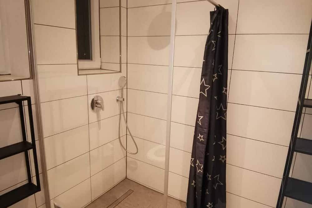 Ganze Wohnung, Haus auf der Warft, Ferienwohnung#1 Eg in Ditzum, Jemgum