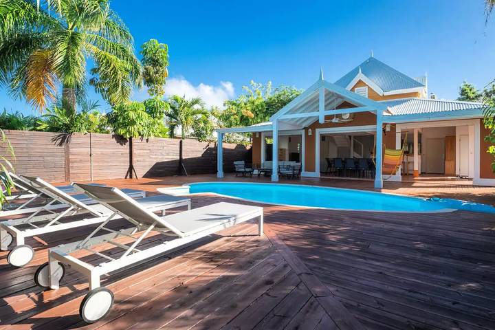 Villa pour 7 personnes, avec piscine et jardin à Saint-François