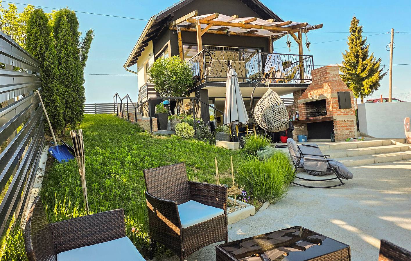 Gemütliche 2-Zimmer-Wohnung mit Pool, Grill und kostenlosem WLAN in Bjelovar-Bilogora