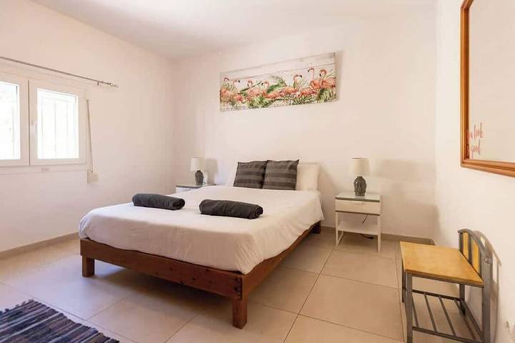 Villa Roberto Ibiza - Sept Chambres Villa, Couchages 10 in Port d'es Torrent, Sant Josep de sa Talaia