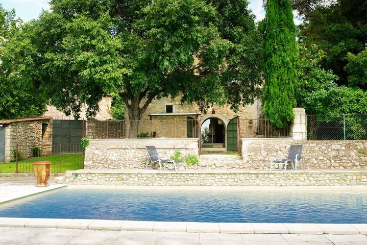 Villa pour 6 personnes, avec terrasse et jardin
